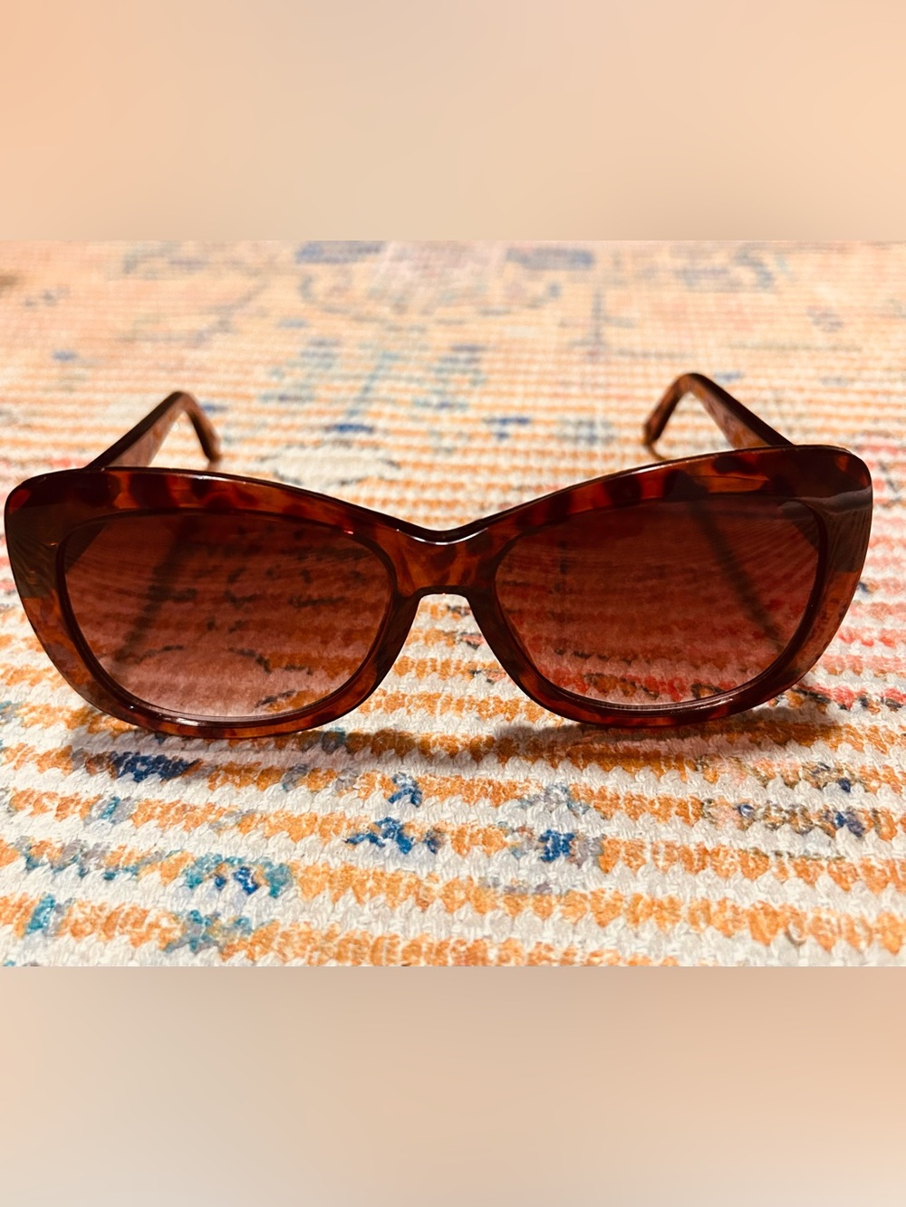 Halston Vintage Sunglasses By Colors in Optics H104 Oversized Glam Tortoise